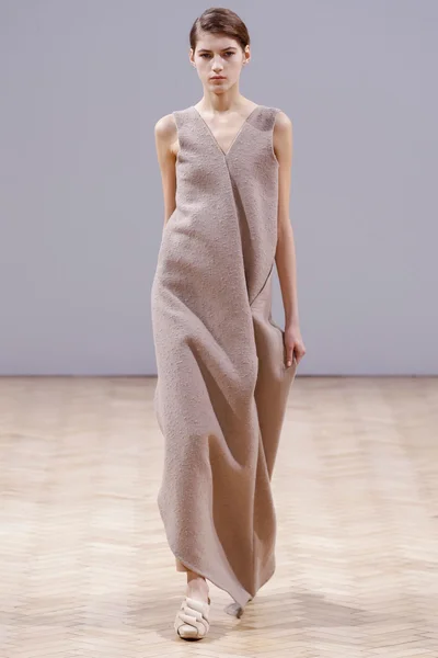 Look 24